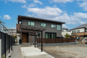 新実例「家族の時間が自然と重なる家」を公開しました