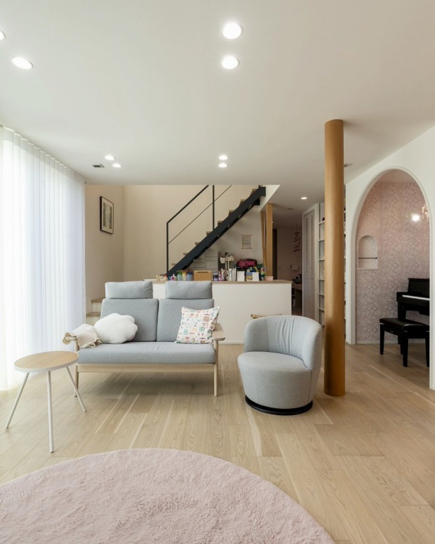 ペールカラーと開放感が心地よい、大人かわいい北欧の家